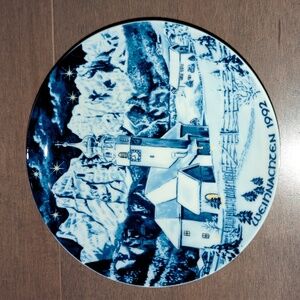 Bavarian Christmas 1992 8" plate, Chapel near Colfosco, Italy, in the Dolomites